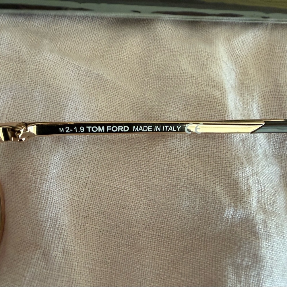 Tom Ford Aviator Sunglasses - Picture 3 of 7